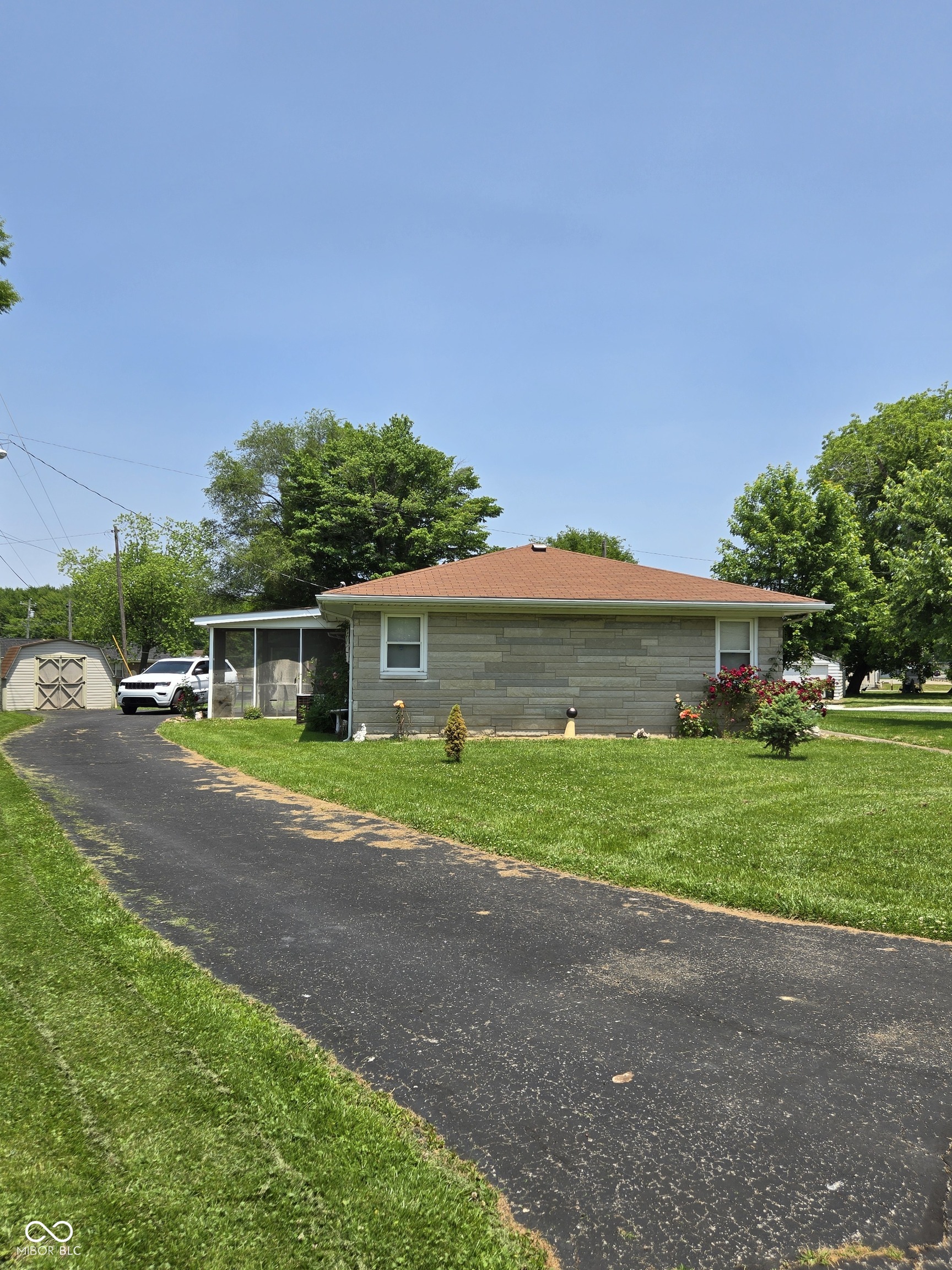 104 Meadow Lane