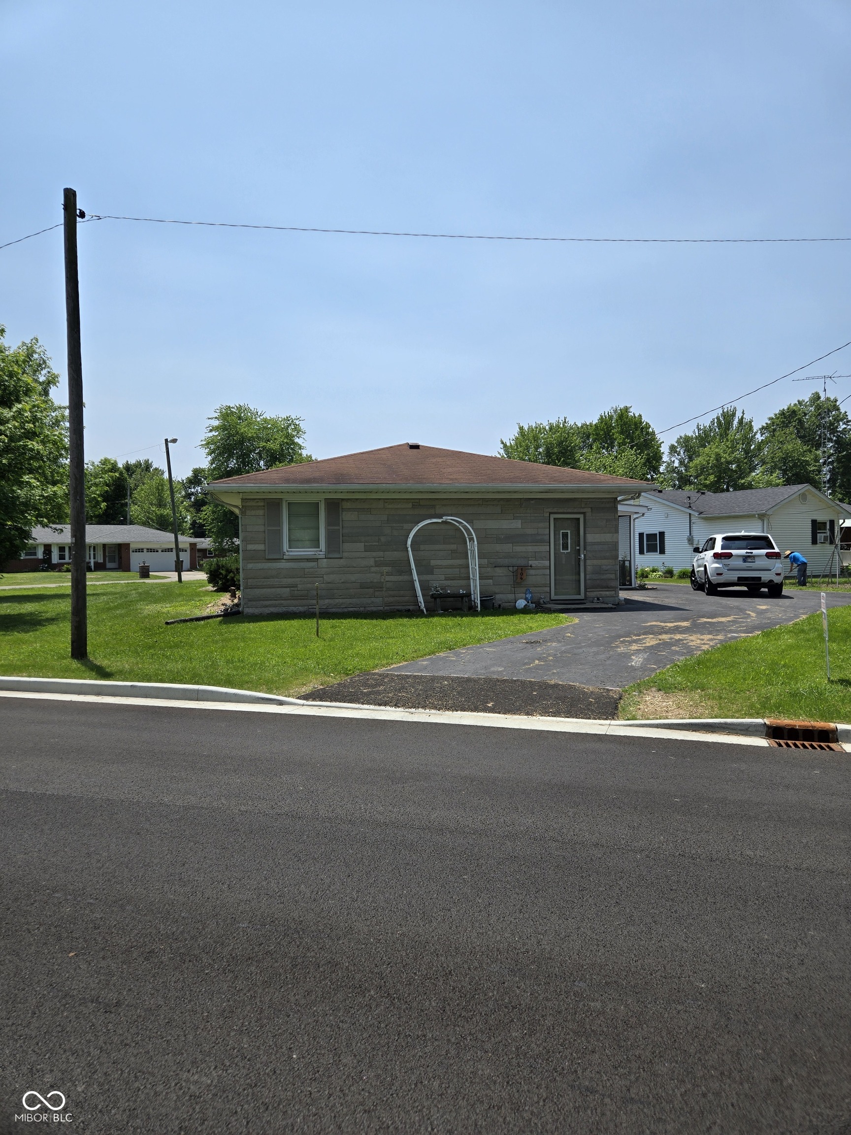 104 Meadow Lane