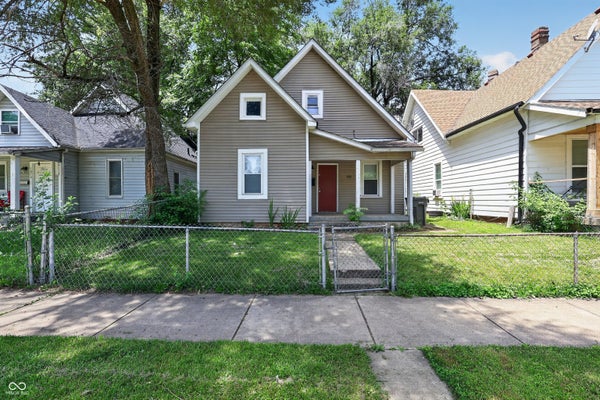 1810 S TALBOTT ST, INDIANAPOLIS, IN 46225 - Image 8fb08dcfae7eef6de498be655ed0074e/3754857179