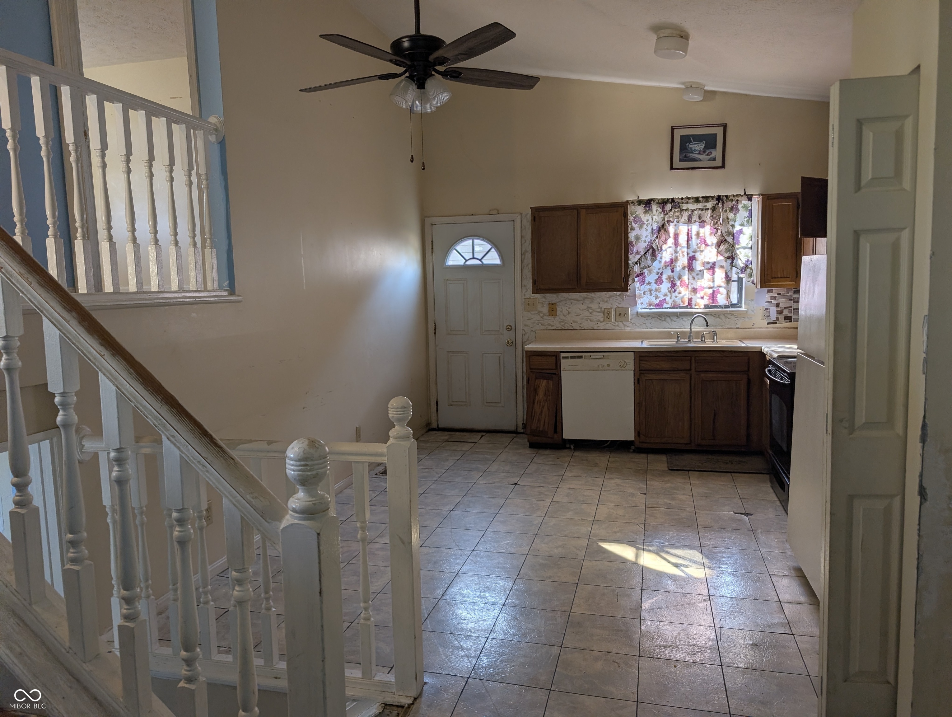 4117 Luxembourg Circle E