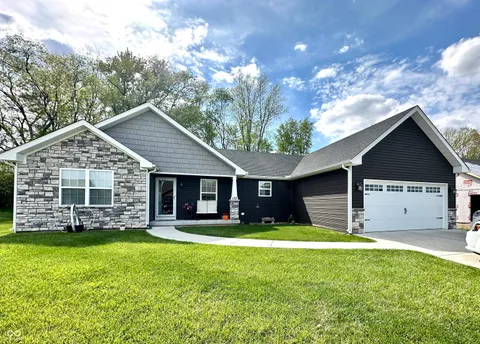 135 Crestwood Avenue, Crawfordsville, IN 47933 - MLS#: 22037448