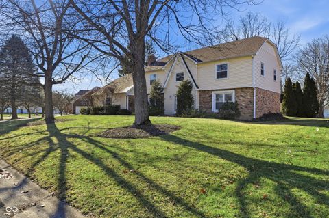 Photo of 415 Oxford Drive, Noblesville, IN 46062 (MLS # 22091785)
