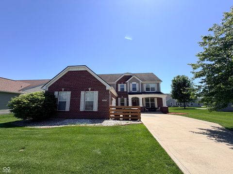 Photo of 1215 Siena Drive, Greenwood, IN 46143 (MLS # 22101247)