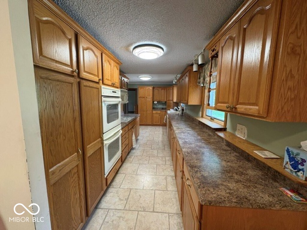 2204 Avalon Court