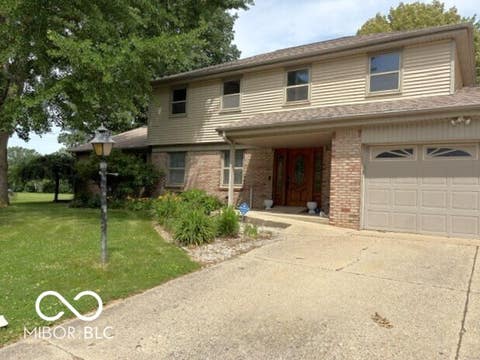 Photo of 2204 Avalon Court, Kokomo, IN 46902 (MLS # 22108223)