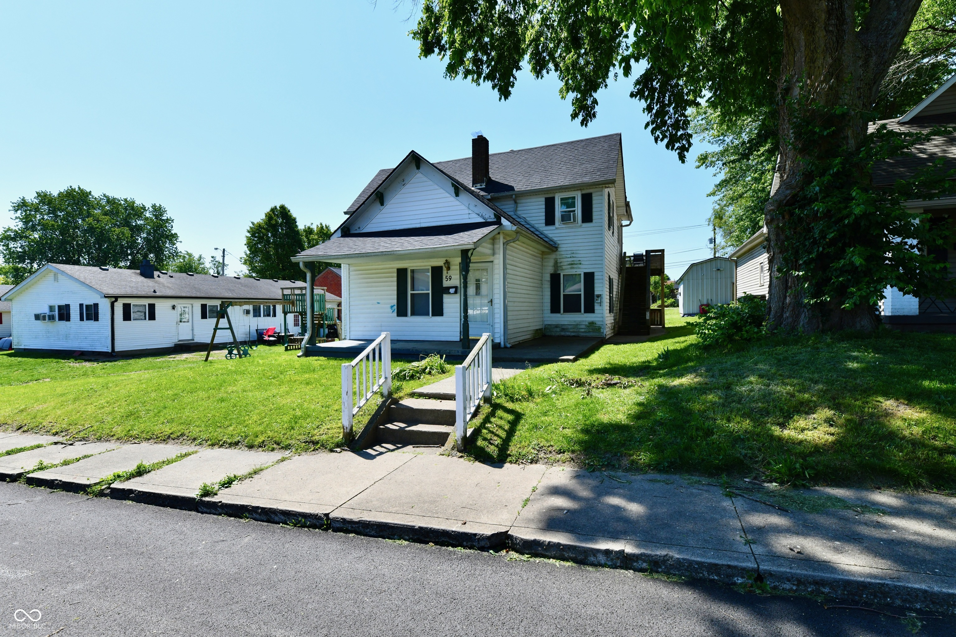 59-61 E Washington Street