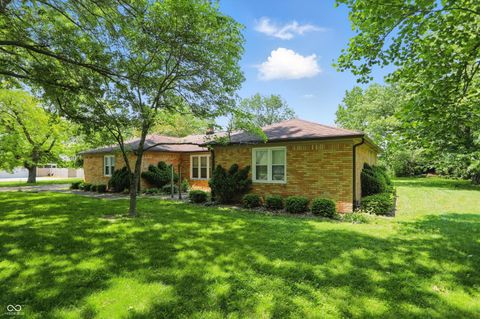 1914 S Avon Avenue Avon IN 46123