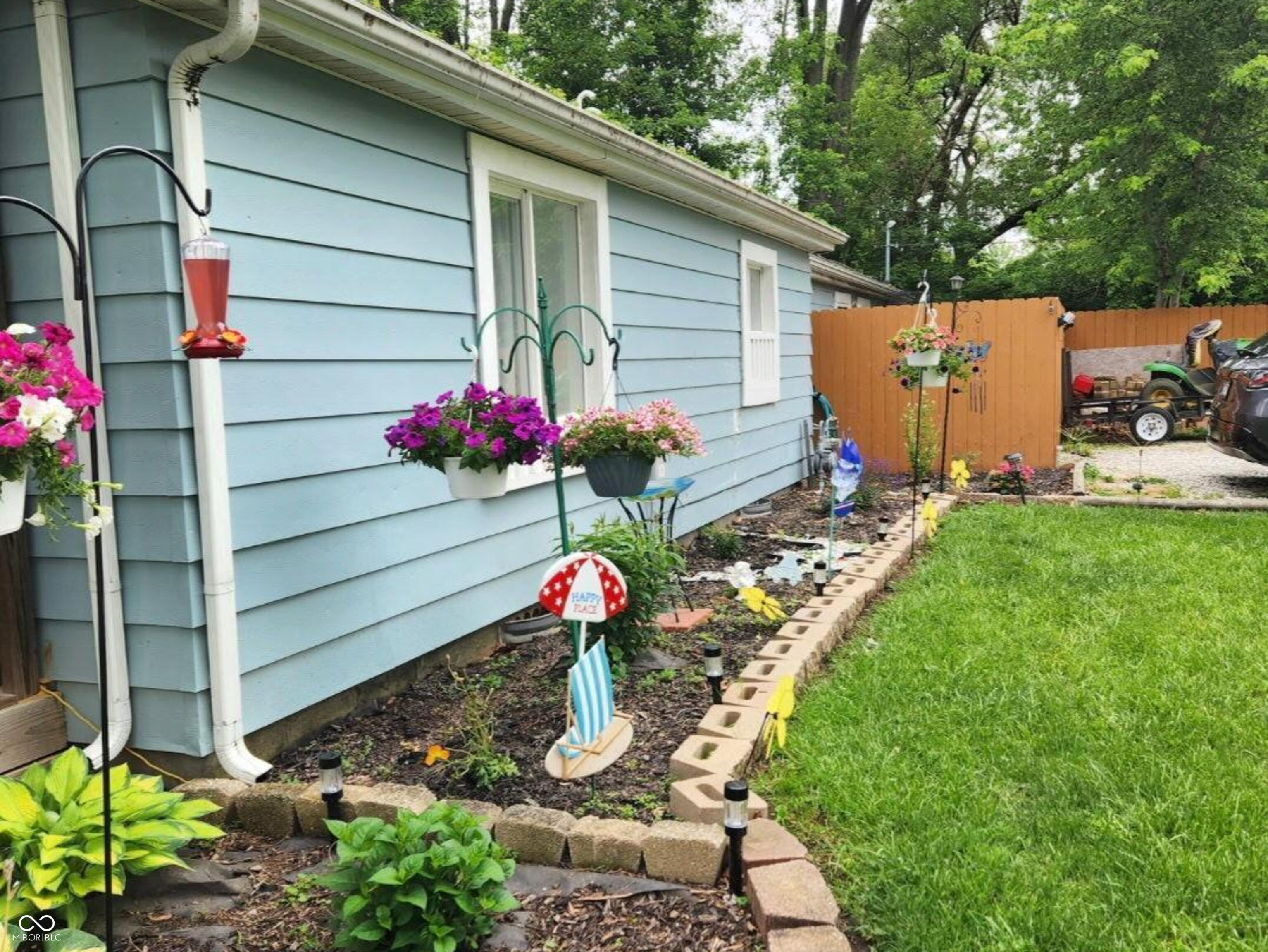 1582 W South Line Drive