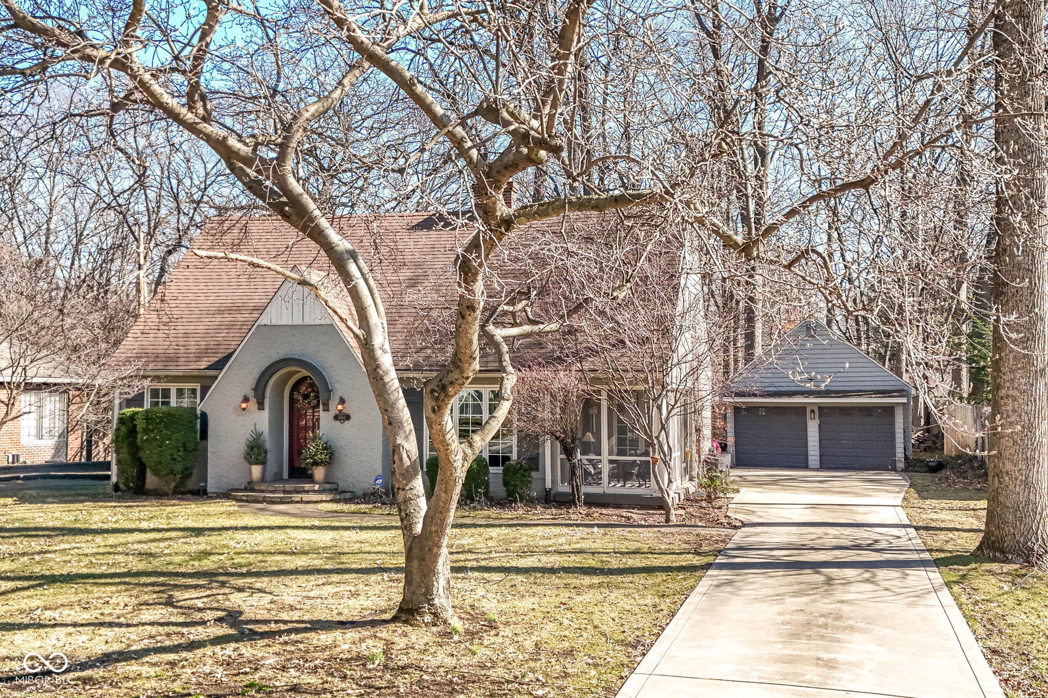 5683 Winthrop Avenue