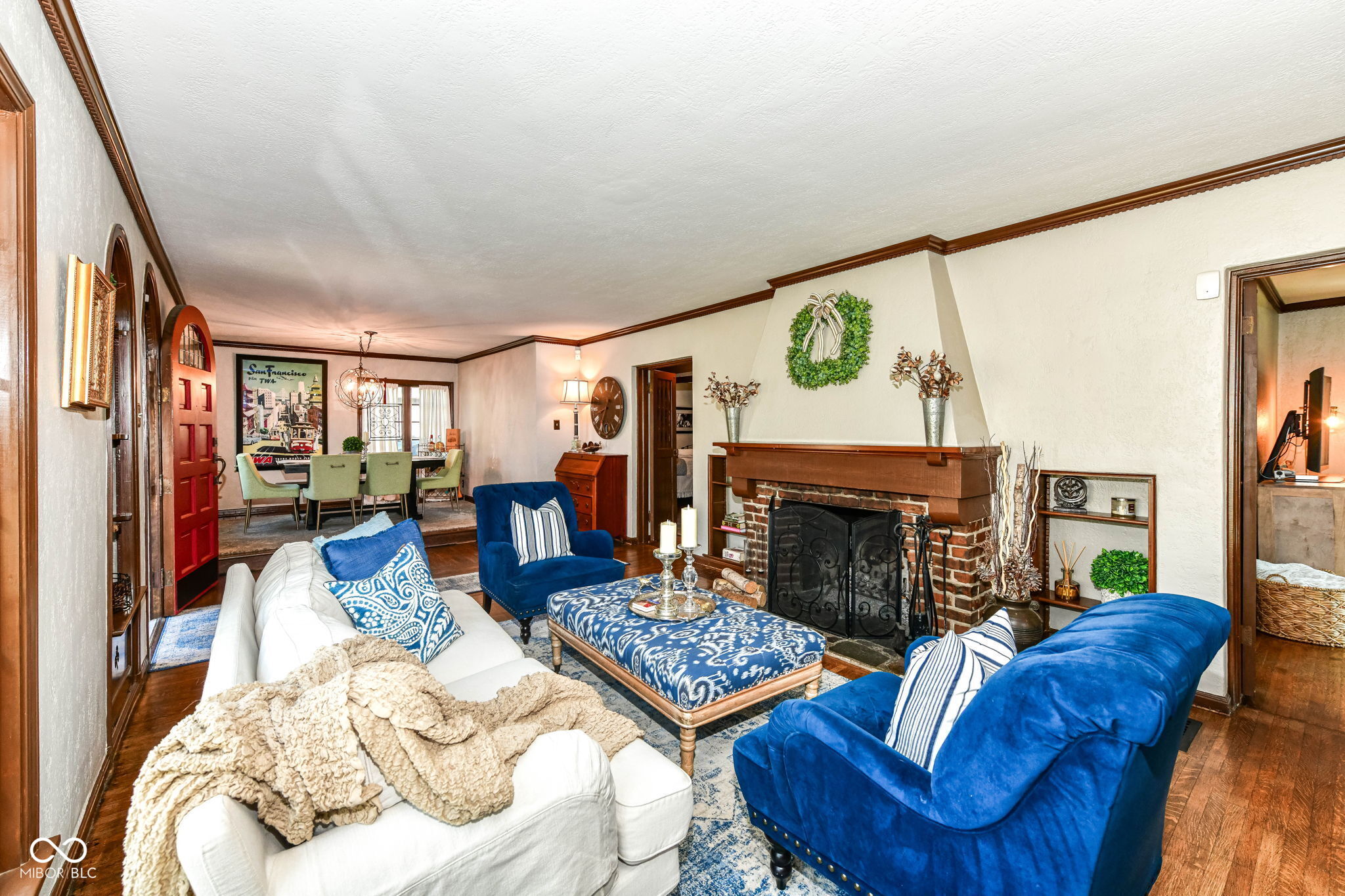 5683 Winthrop Avenue