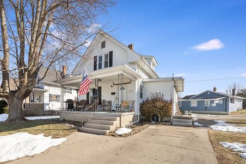 Photo of 322 S Park Avenue, Batesville, IN 47006 (MLS # 22084279)