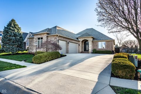 Photo of 6639 Flowstone Way, Indianapolis, IN 46237 (MLS # 22091337)