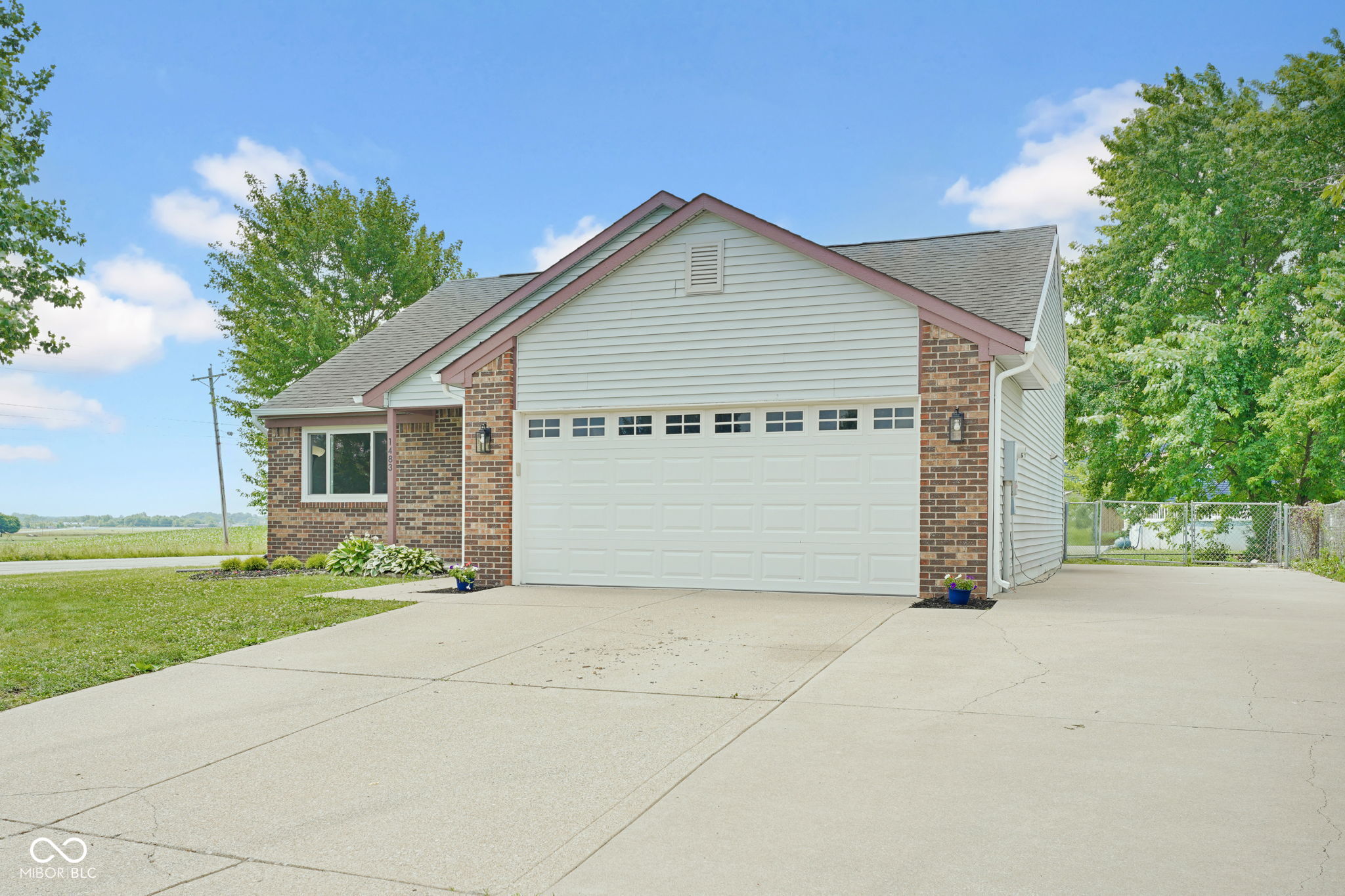 1483 Bridle Way