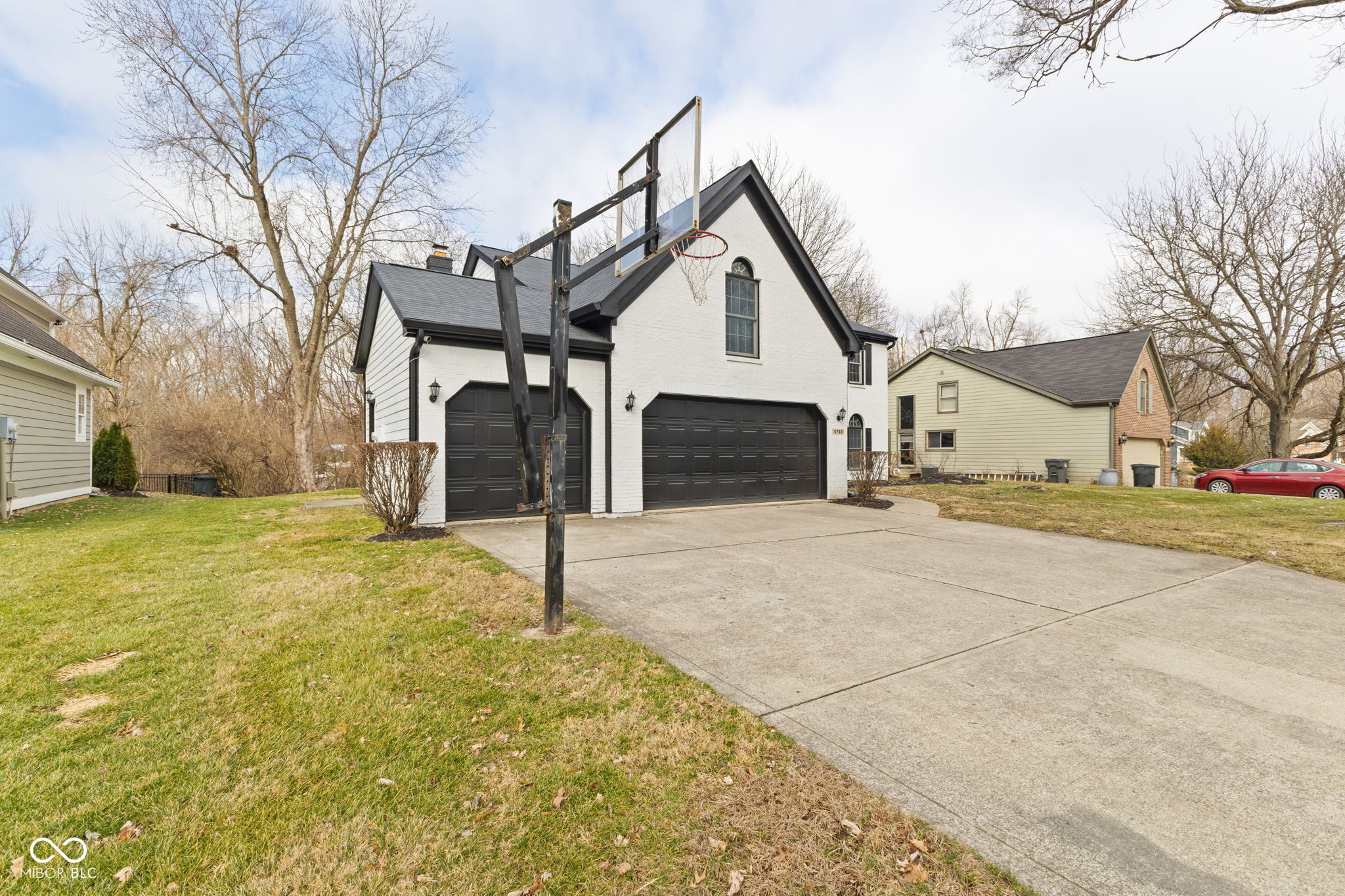 5750 Rolling Pines Court