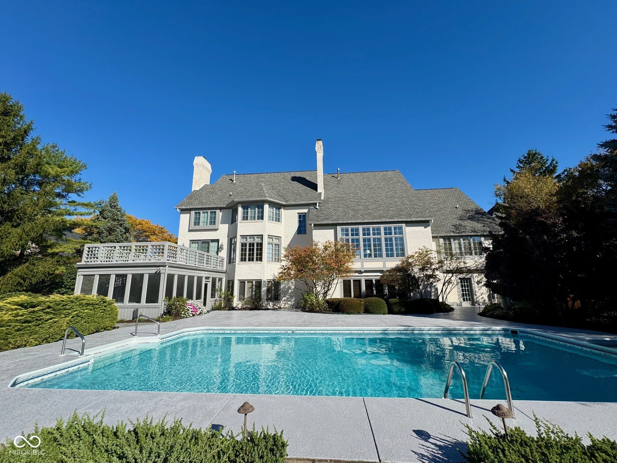 4929 Deer Ridge Drive S