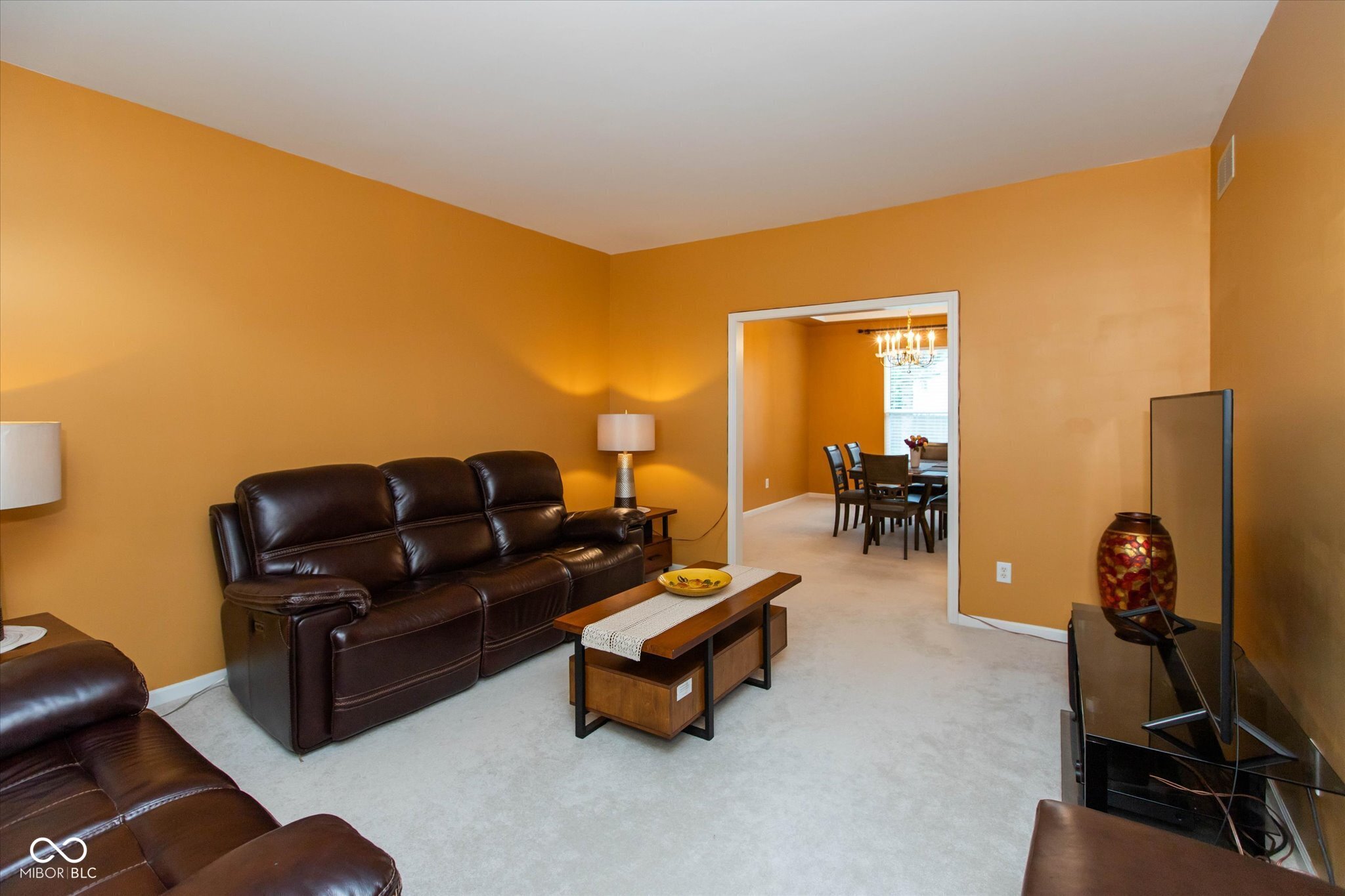 13888 Dearborn Circle