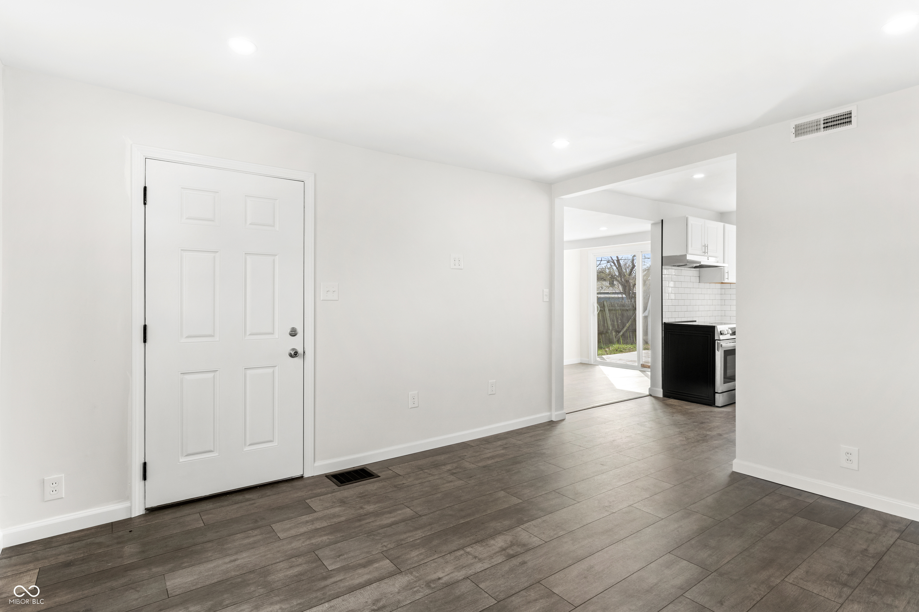 440 Manhattan Avenue