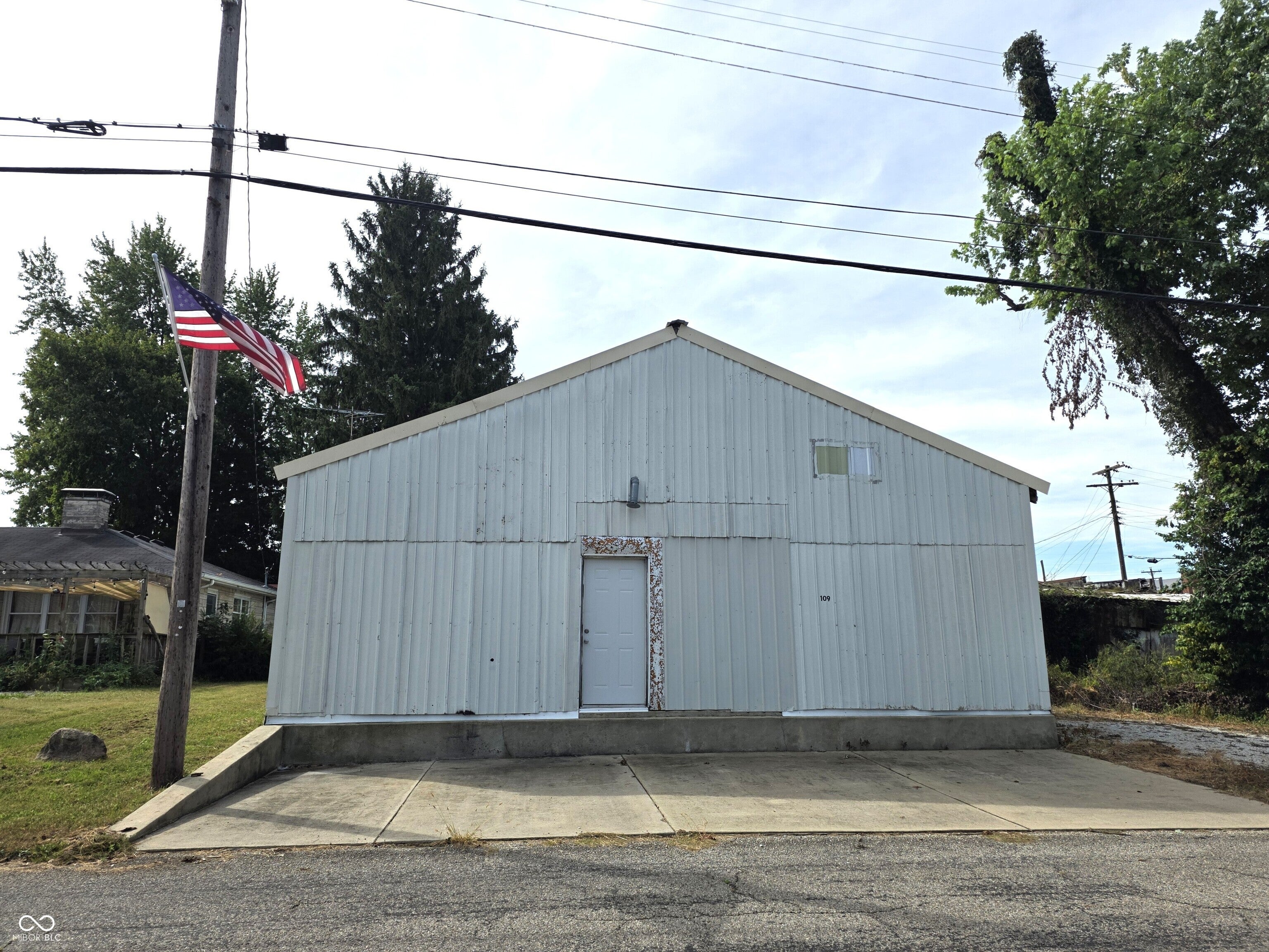 109 E Grant Street