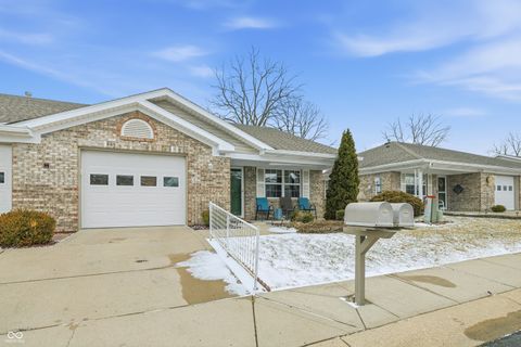 Photo of 5519 Gateridge Lane #15, Indianapolis, IN 46237 (MLS # 22085432)