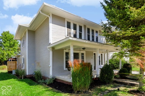Photo of 26 W Vermont Street, Brownsburg, IN 46112 (MLS # 22131335)