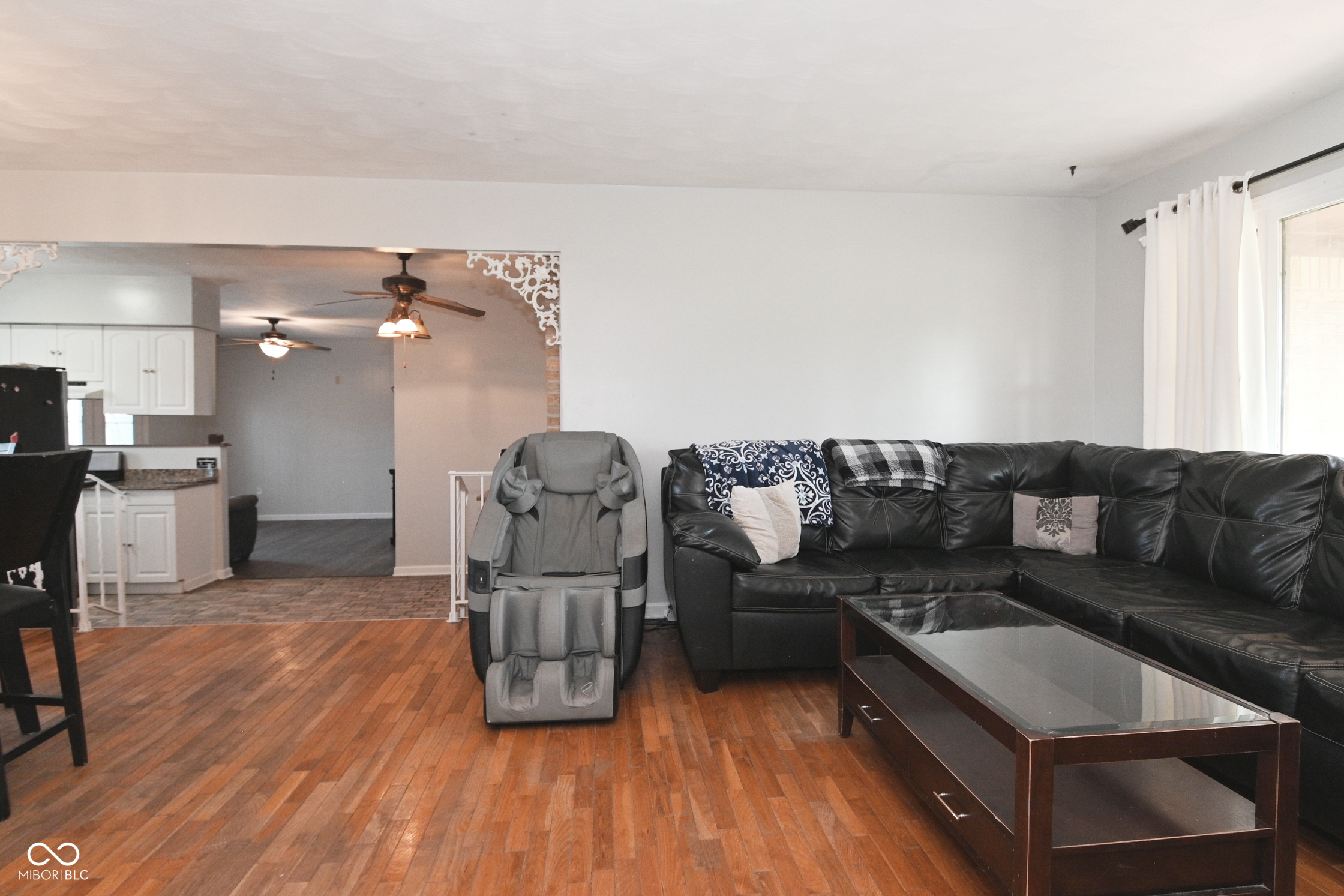 8104 E Edgewood Avenue