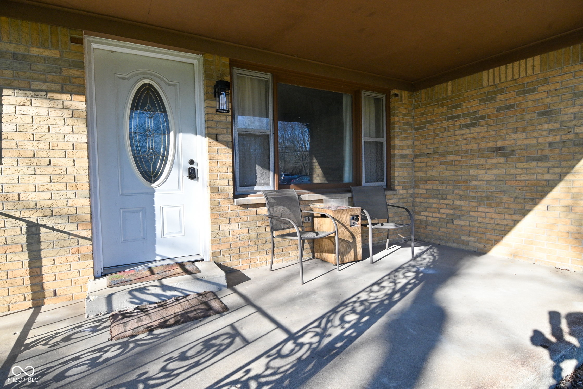 8104 E Edgewood Avenue