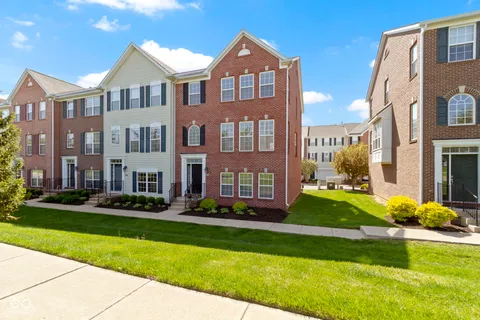 9417 Glencroft Way, Indianapolis, IN 46250 - MLS#: 22035616