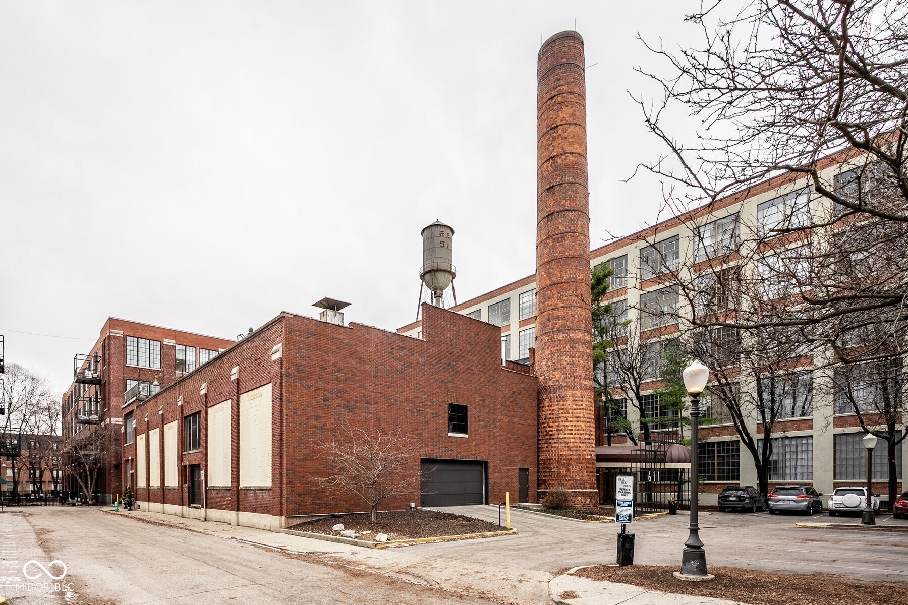 611 N Park Avenue 207