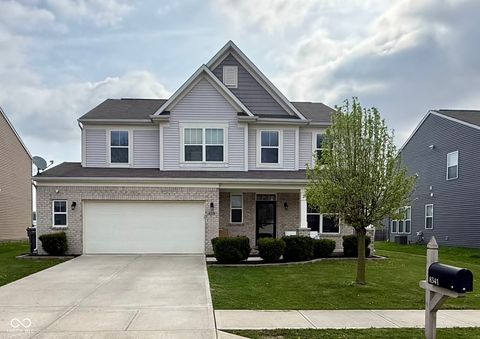 Photo of 8341 Welder Place, Indianapolis, IN 46237 (MLS # 22093352)