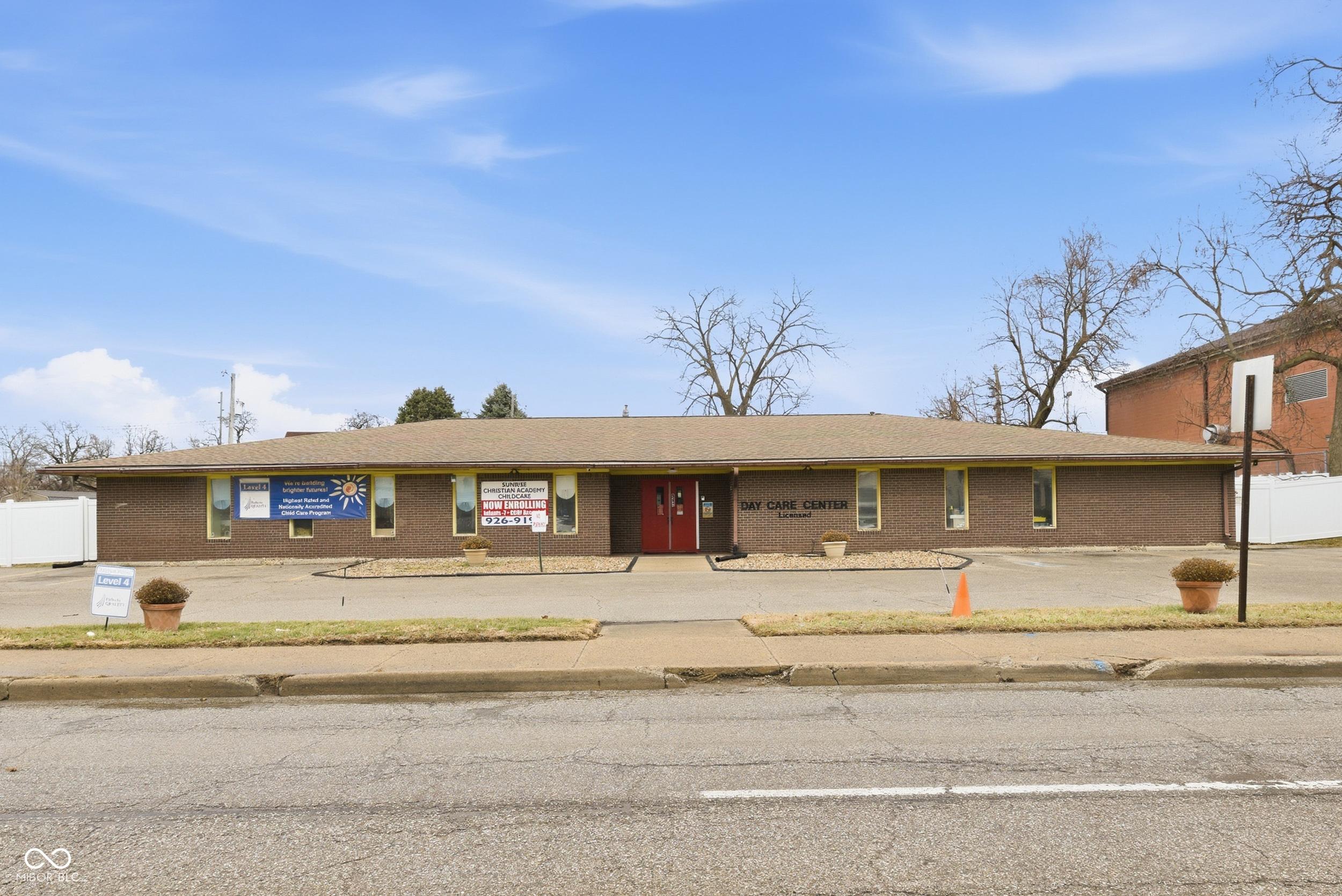 948 W 30th Street