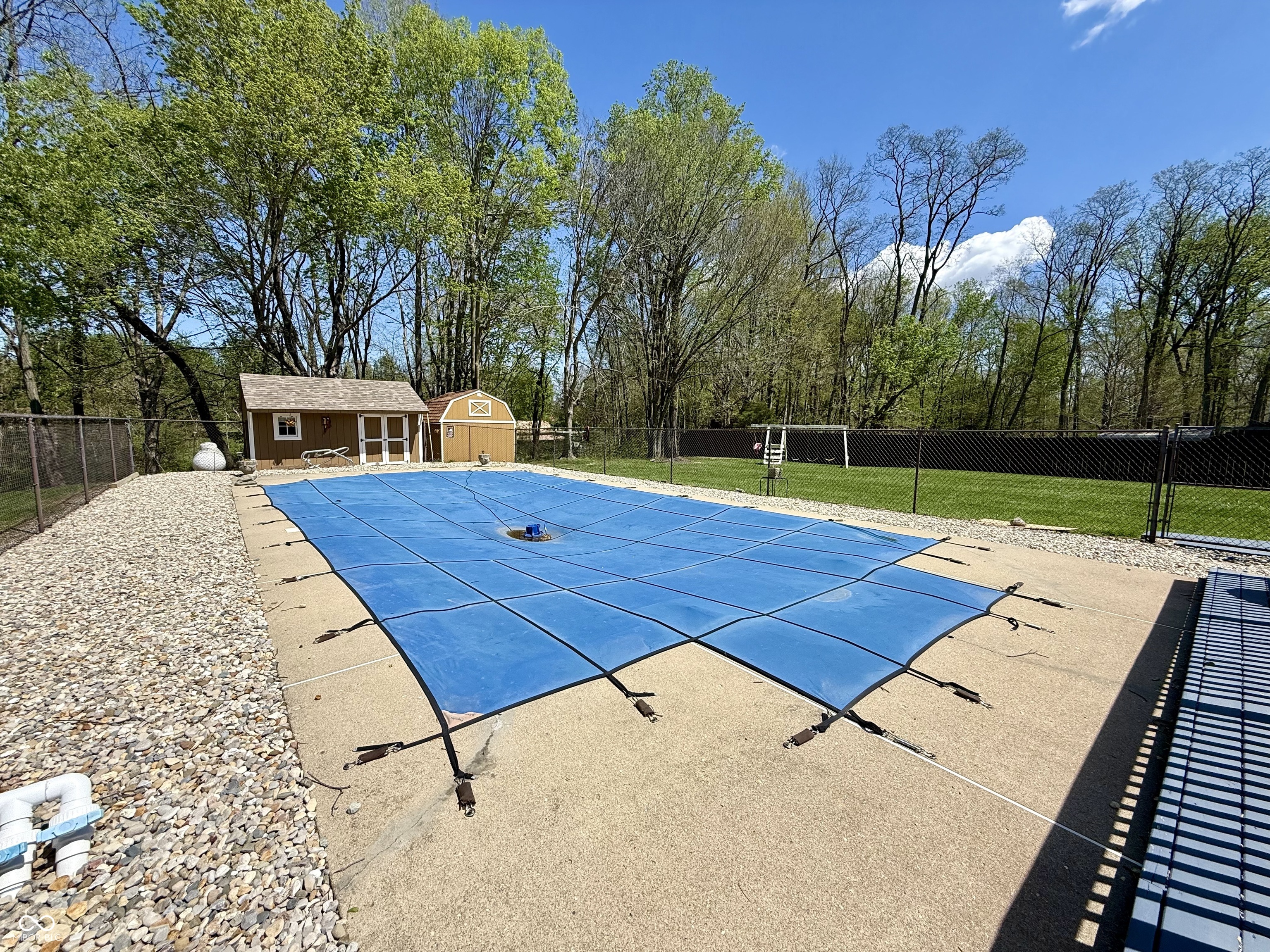 2590 E County Road 800 S