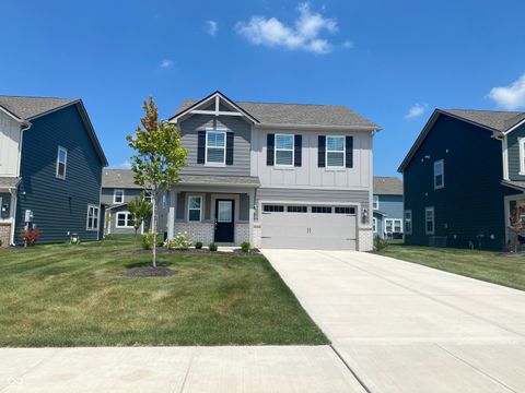 Photo of 6698 Hawthorne Drive, McCordsville, IN 46055 (MLS # 22092162)