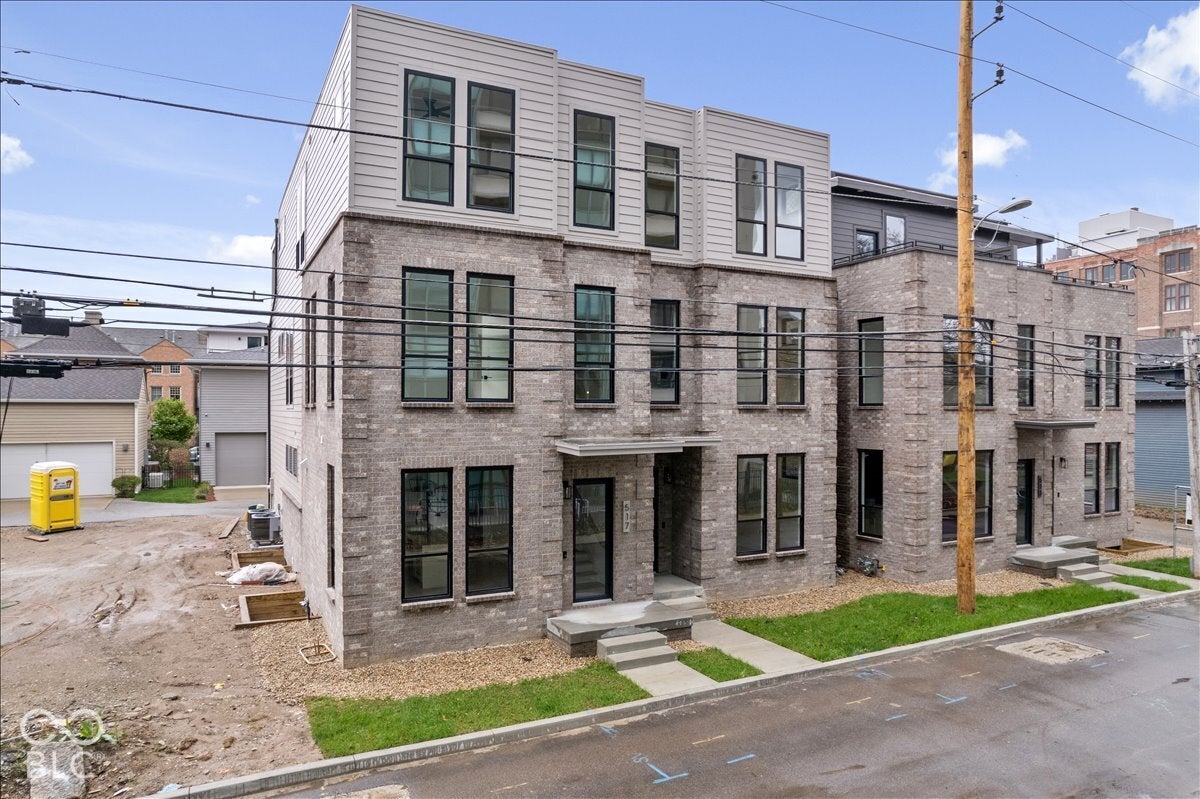 515 Leon Street