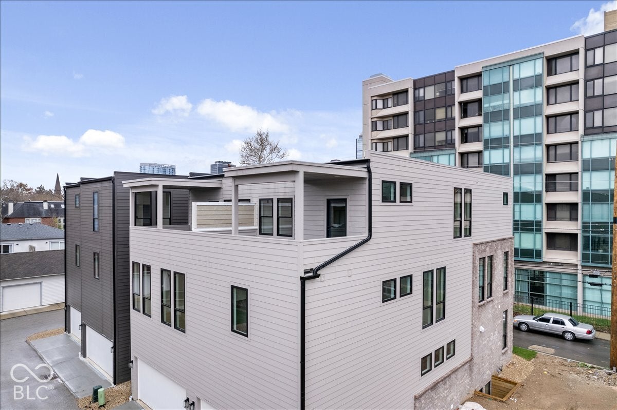 515 Leon Street