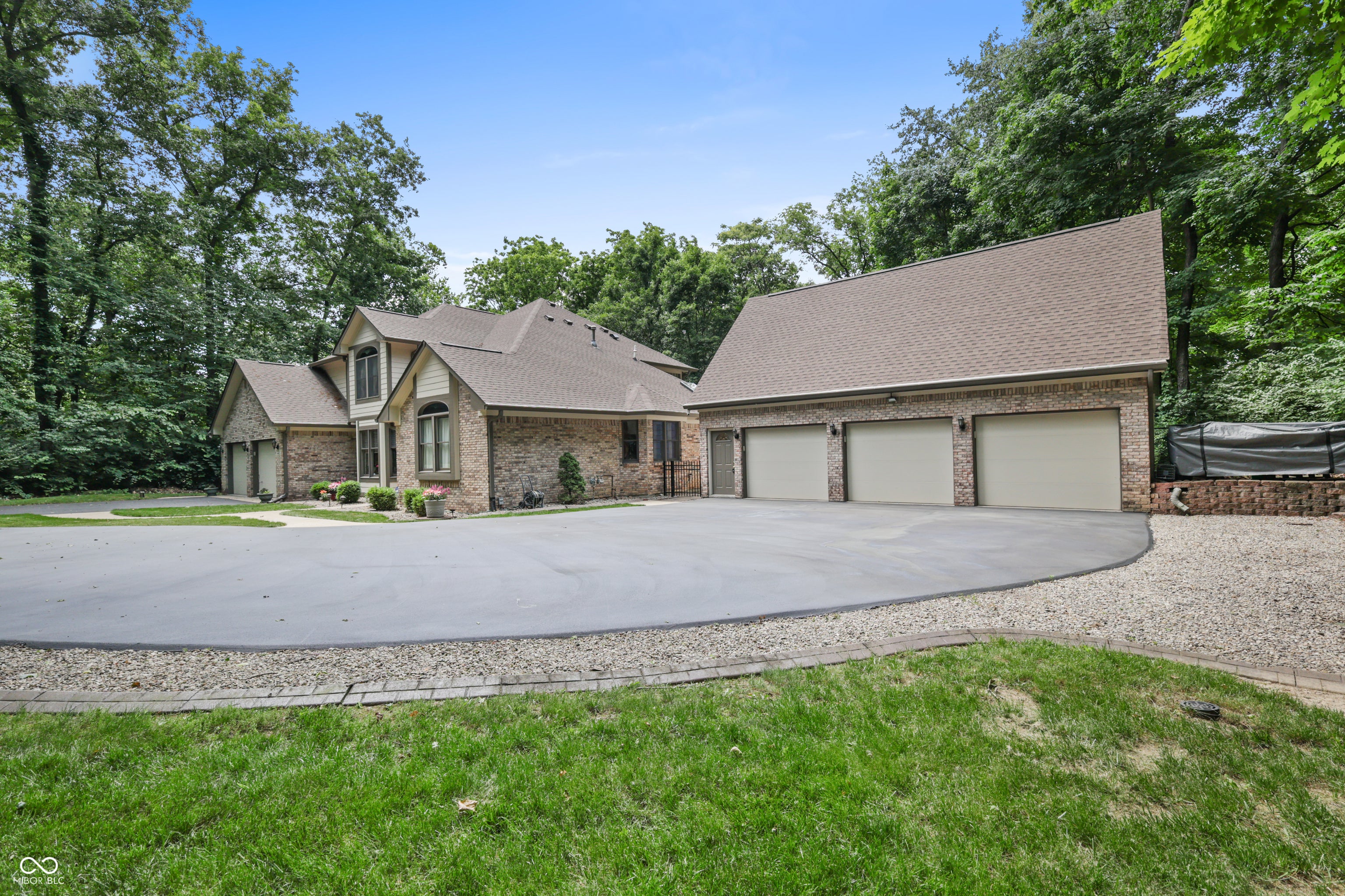 14442 Cherry Tree