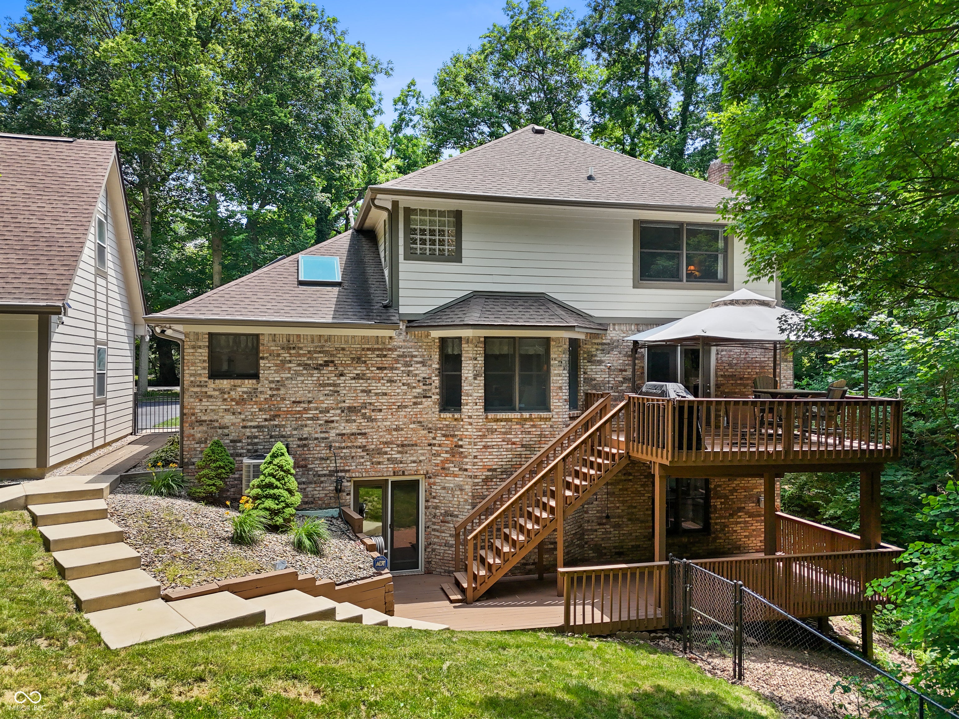 14442 Cherry Tree