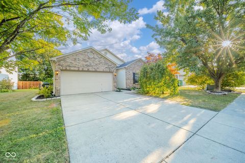 Photo of 1461 Eucalyptus Circle, Greenfield, IN 46140 (MLS # 22062731)