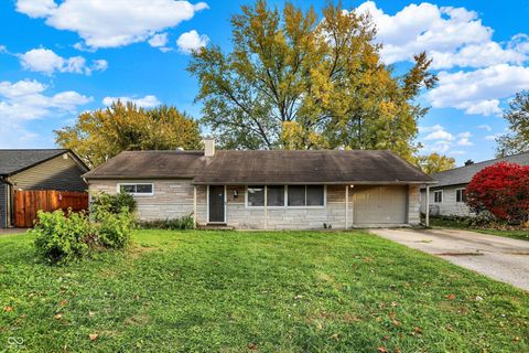 Photo of 120 Totten Drive, Greenwood, IN 46143 (MLS # 22070642)