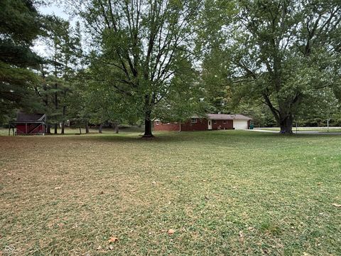5909 E County Road 100 N Avon IN 46123