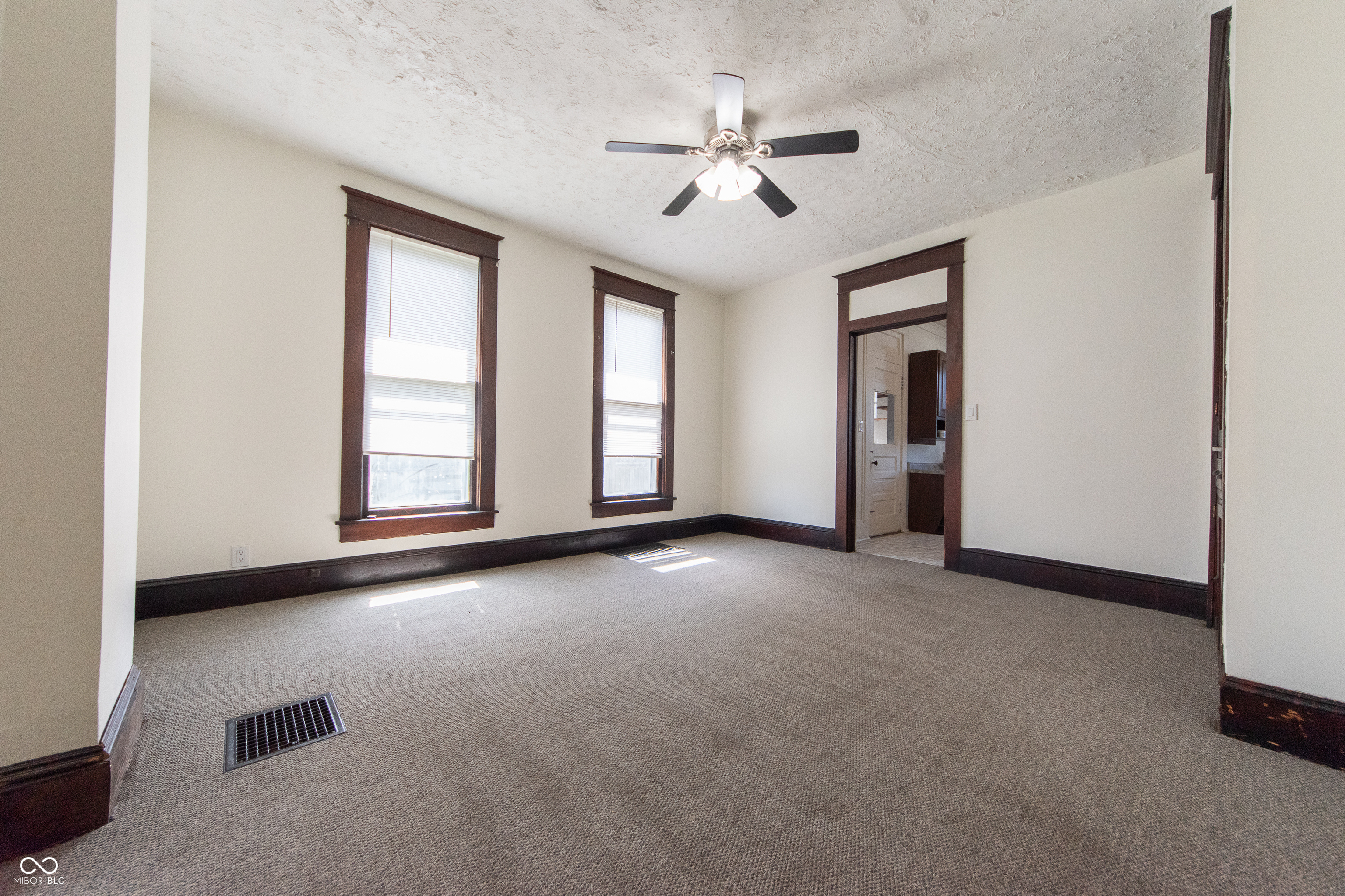 1420 Chestnut Street