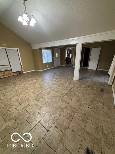 Indianapolis, Indiana 46205, United States, 3 Bedrooms Bedrooms, ,2 BathroomsBathrooms,Residential,Active,90180