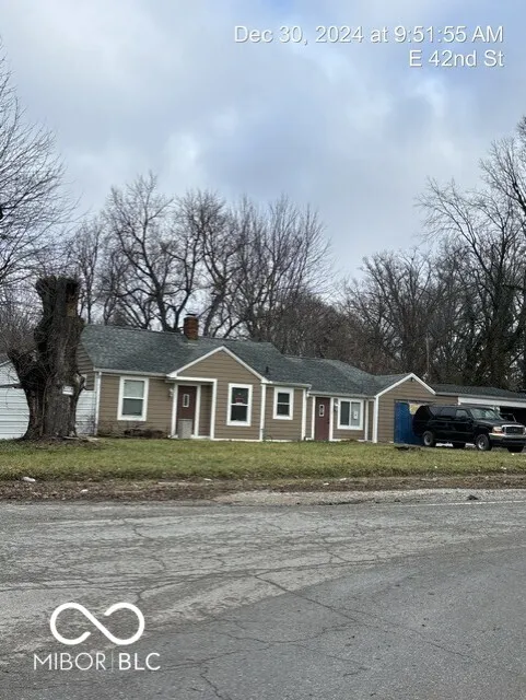 Indianapolis, Indiana 46205, United States, 3 Bedrooms Bedrooms, ,2 BathroomsBathrooms,Residential,Active,90180