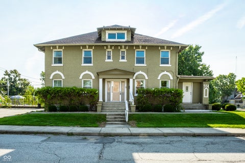 Photo of 904 E 38th Street, Indianapolis, IN 46205 (MLS # 22118630)