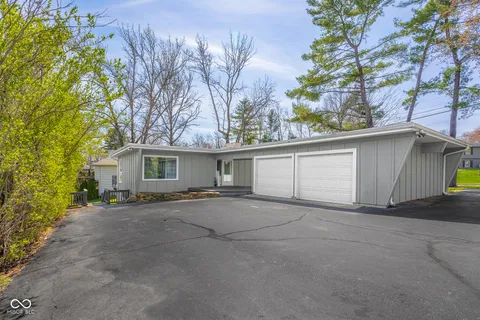 601 Terrace Lake Drive, Columbus, IN 47201 - MLS#: 22030356