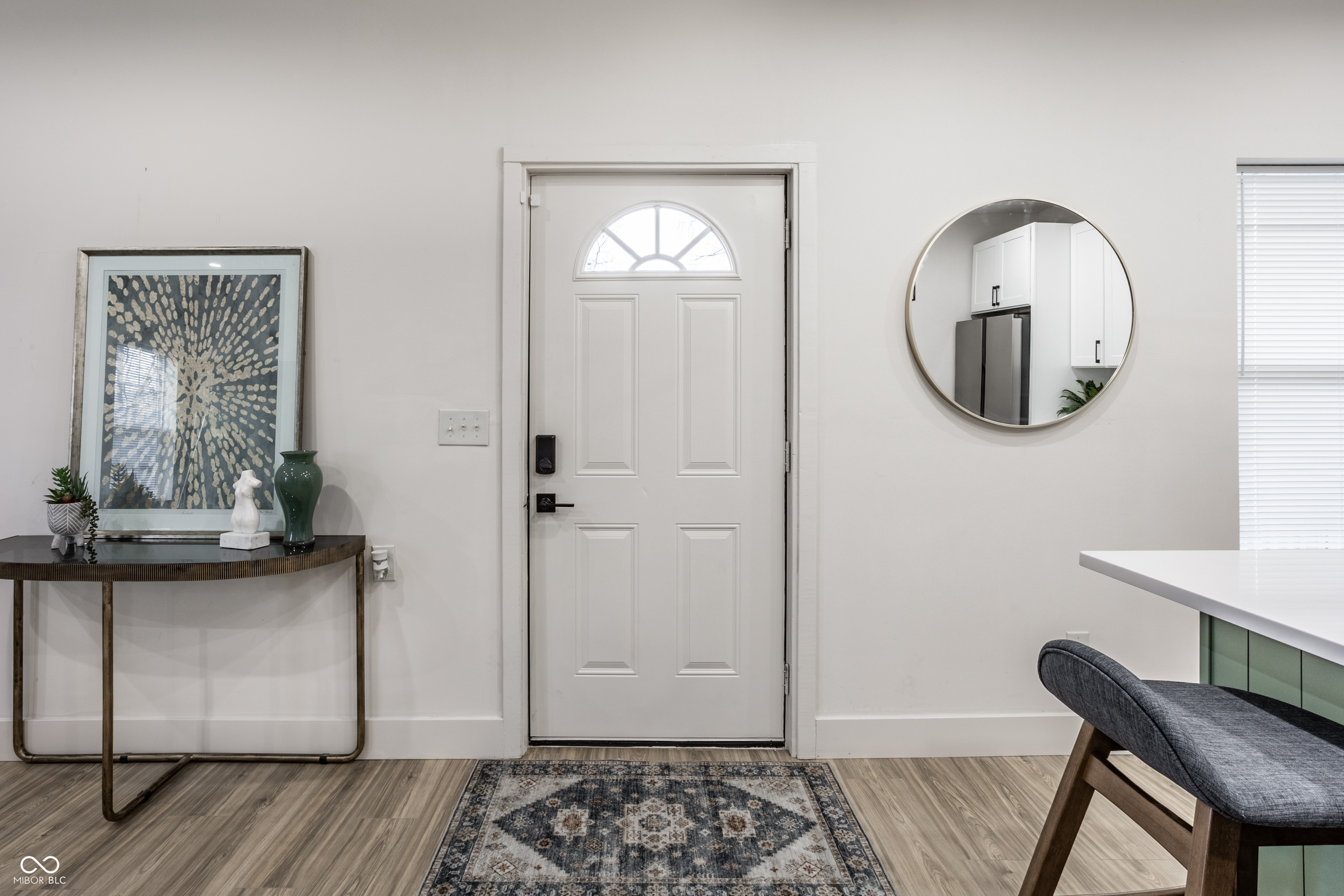 1426 E Bradbury Avenue