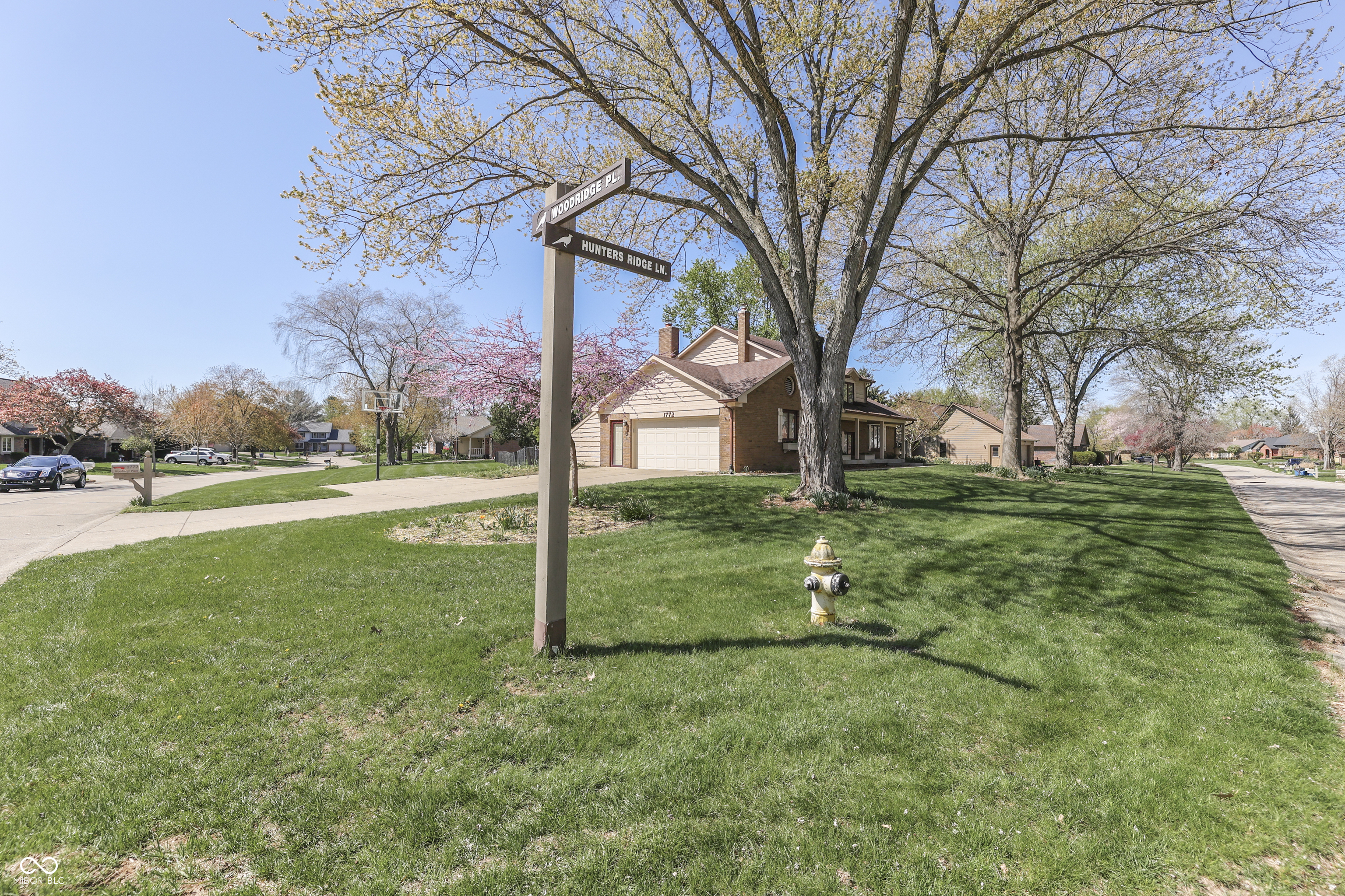 1772 Woodridge Place