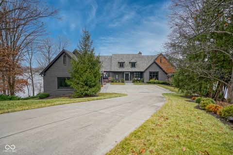 Photo of 8558 Clew Court, Indianapolis, IN 46236 (MLS # 22078946)