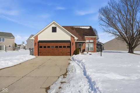 Photo of 7808 Harshaw Drive, Indianapolis, IN 46239 (MLS # 22083725)