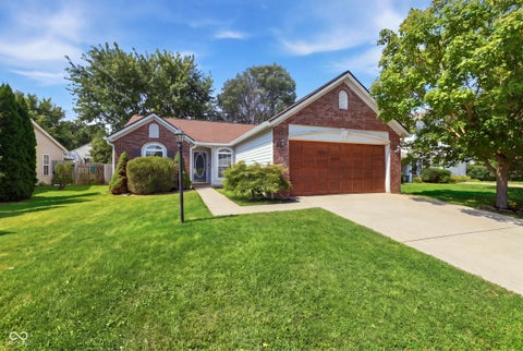 Photo of 17714 Windwood Circle, Westfield, IN 46074 (MLS # 22123072)