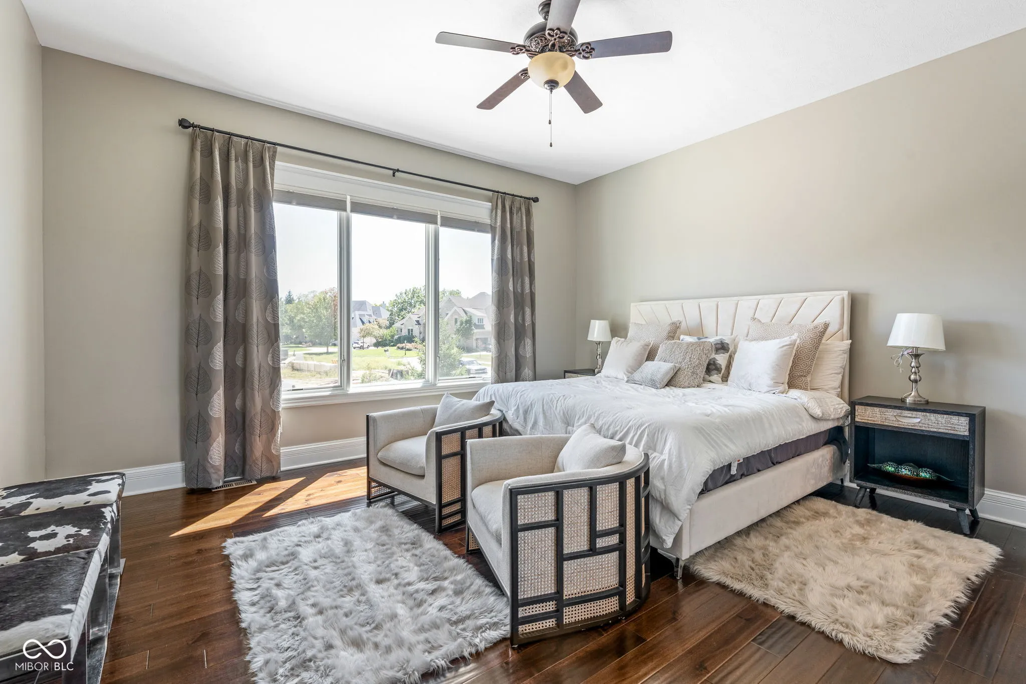 Carmel, Indiana 46032, United States, 5 Bedrooms Bedrooms, ,6 BathroomsBathrooms,Residential,Active,204974